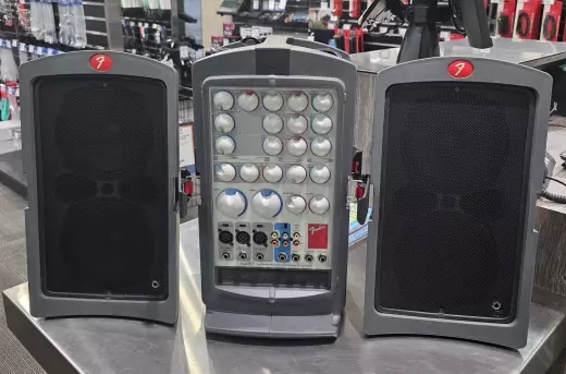 Fender Passport P-150 Portable PA System